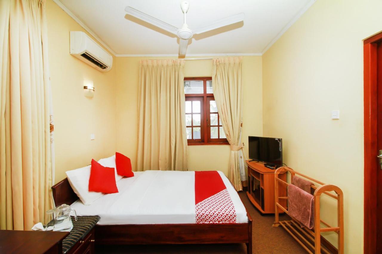 Chinese Lotus Luxapathiya - Shanghai Hotel Moratuwa Kamer foto